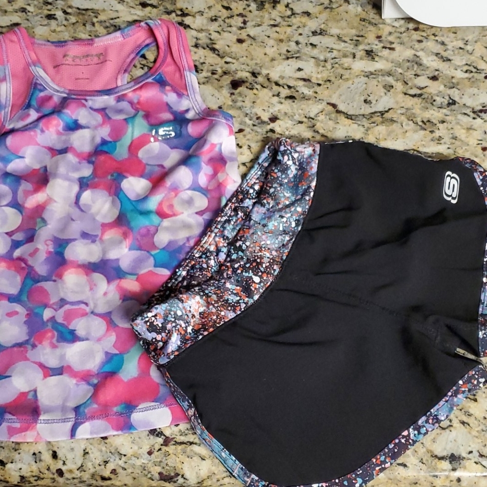 2 piece skechers active outfit size 4.
